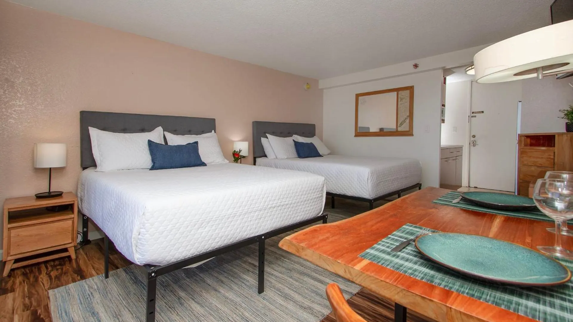 Penthouse Studio With Panoramic Ocean View Ic44 Honolulu 0*,  United States